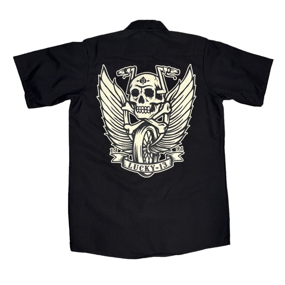 Lucky 13 Skull Black Short Sleeve Button Down Shirt Men’s size Medium